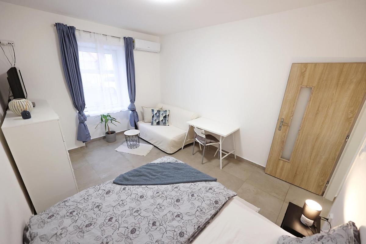 Fara No71 Apart 3 Libice nad Cidlinou 외부 사진